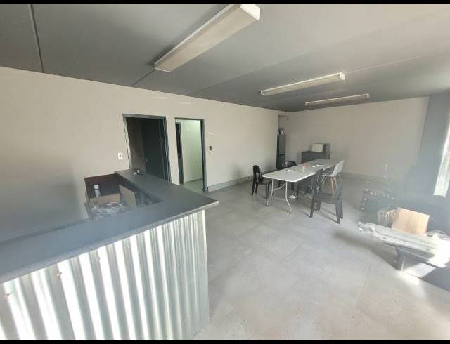422M² WAREHOUSE TO LET IN MORGAN INDUSTRIA